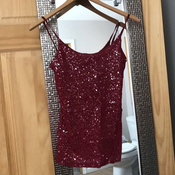 Cardigan and sequined tank - Picture 2 of 2
